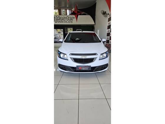 CHEVROLET ONIX 1.4 MPFI LT 8V FLEX 4P MANUAL CHEVROLET ONIX 1.4 MPFI LT 8V FLEX 4P MANUAL